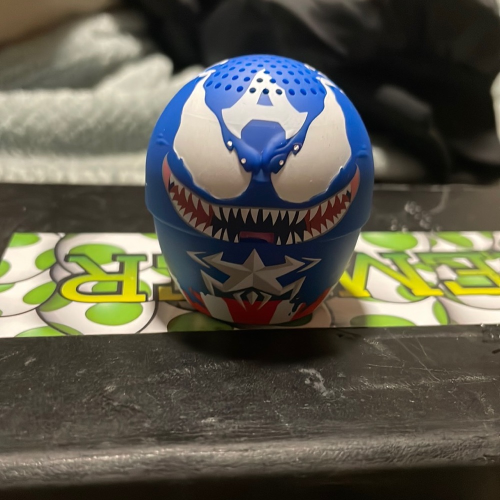 CAPTAIN VENOM MINI SPEAKER